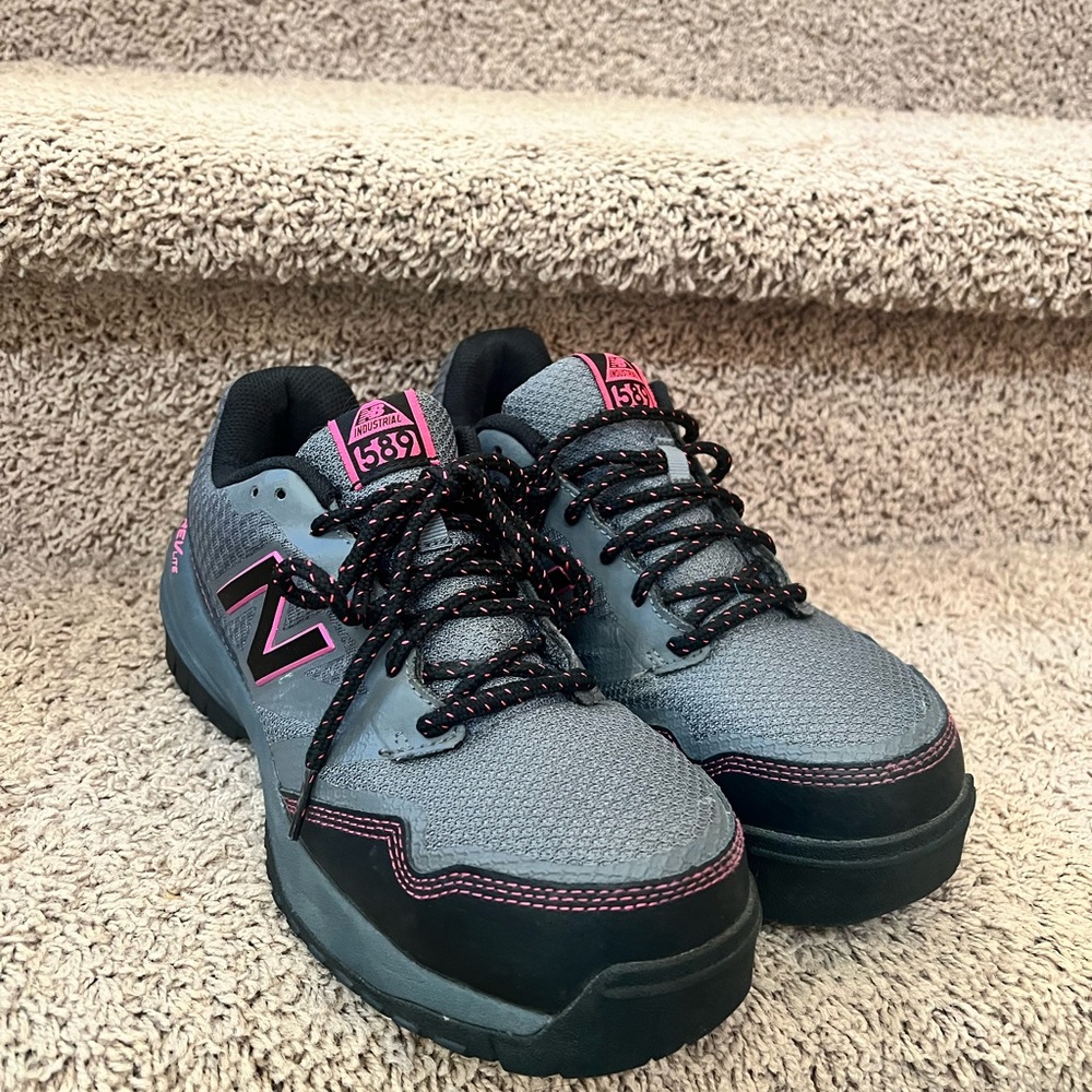 New Balance Industrial 589